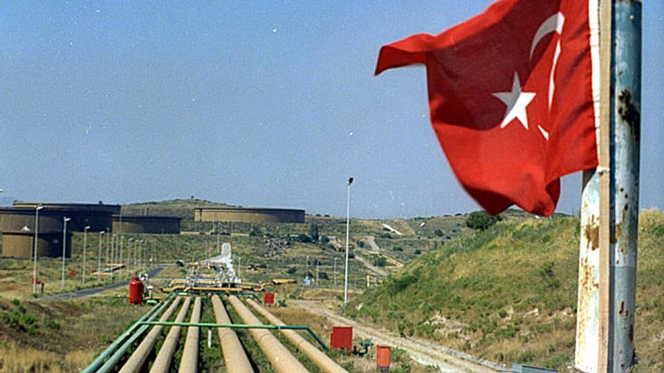 Wenn der IS Öl an die Türkei verkauft, hat offenbar der Sohn des türkischen Präsidenten Erdogan die Hände im Spiel. Symbolbild.