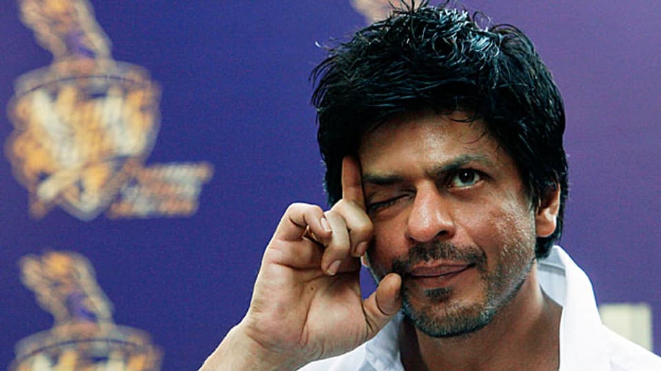 Anfang November, kurz nach seinem 50. Geburtstag, äusserte Bollywood-Star Shah Rukh Khan, was im Kino keinen Platz findet: Bedenken und Sorge. Der Streit zwischen den Religionen in Indien, führe auf direktem Weg zurück ins Mittelalter, sagte der muslimische Schauspieler in einem Interview mit einem indischen Privatsender