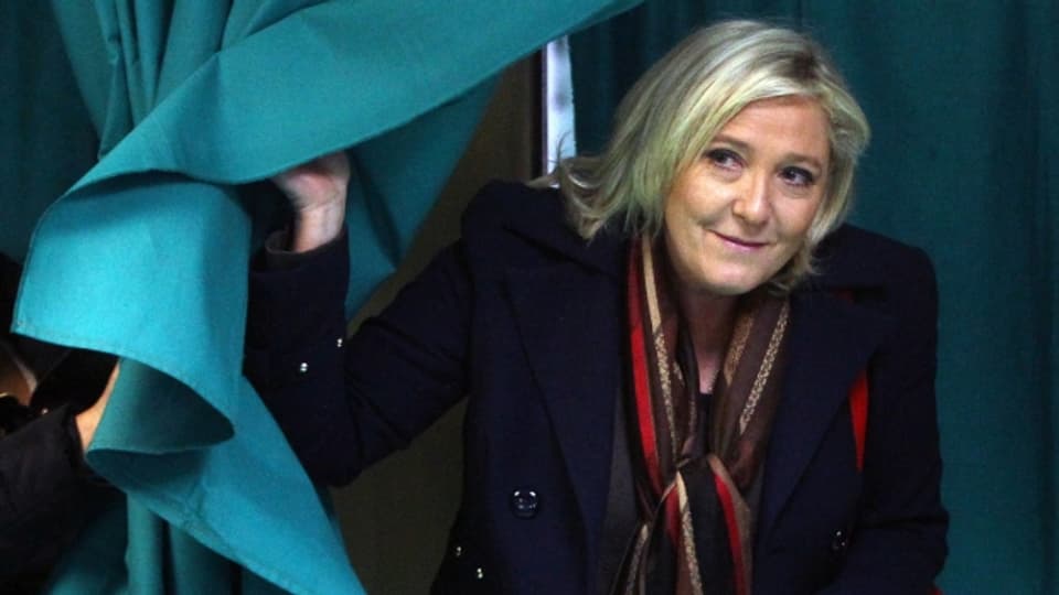 Marine Le Pens rechtsextreme Partei «Front National» war die Spitzenreiterin nach der ersten Runde.  Nun hat sie in der zweiten Runde der Regionalwahlen das Nachsehen. Sie gewinnen keine einzige Region.