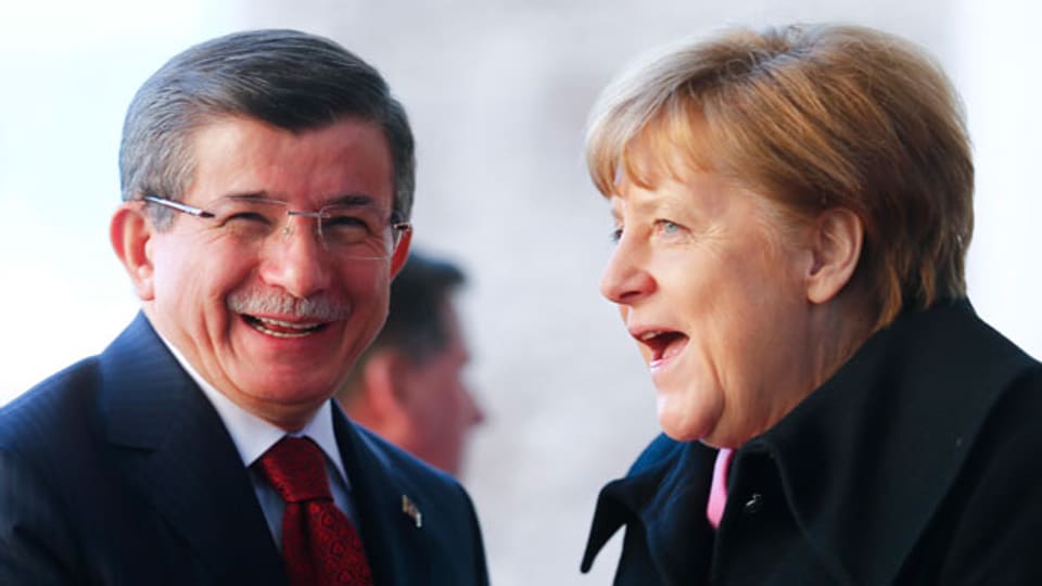 Bundeskanzlerin Angela Merkel mit dem türkischen Premier Ahmet Davotoglu am 22. Januar 2016.
