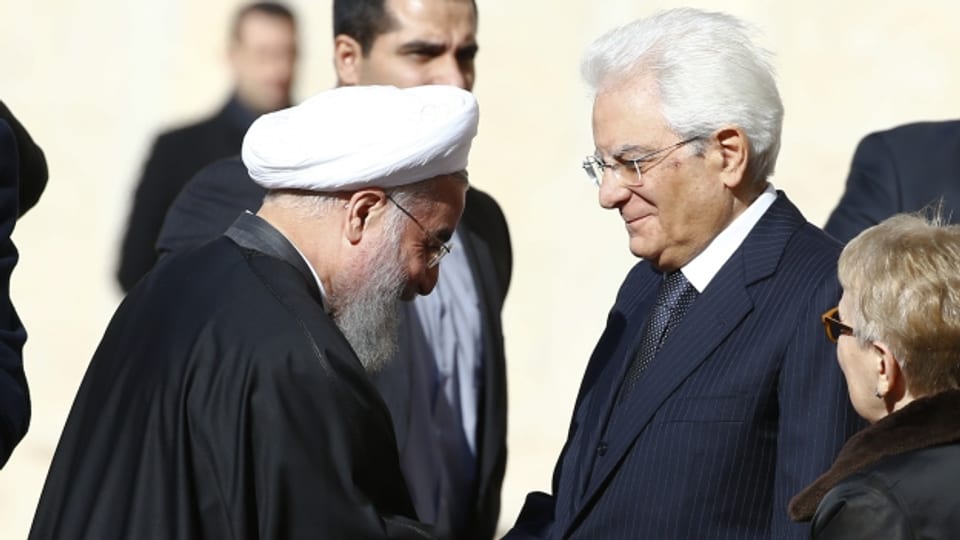 Der italienische Präsident Mattarella empfängt den iranischen Präsidenten Rohani in Rom.
