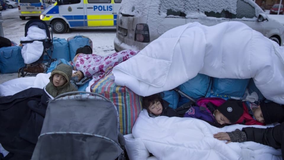 Syrische Flüchtlinge in der Nähe von Stockholm.