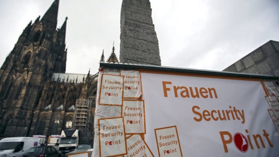 Köln hat für die Weiberfasnacht Sicherheitsvorkehrungen getroffen.
