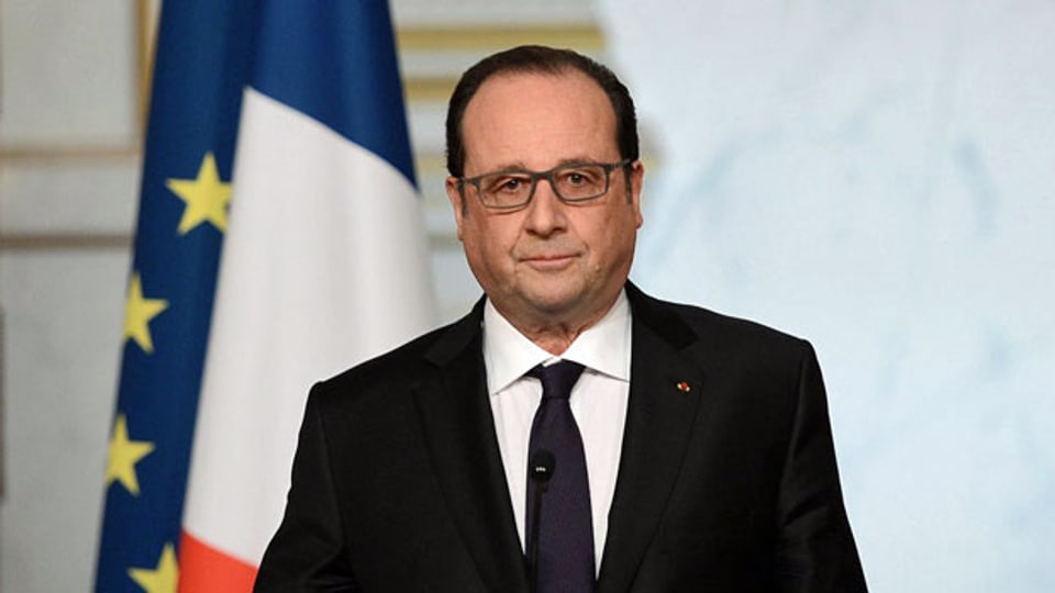 Frankreichs Staatspräsident François Hollande nimmt an einer Medienkonferenz zu seinen Plänen zur Verfassungsreform Stellung.