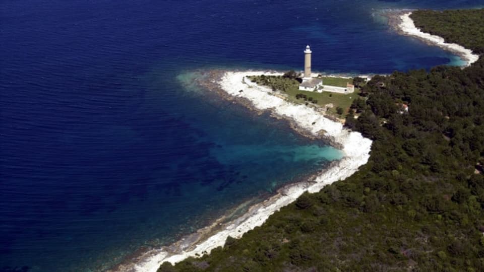 Ein Leuchtturm an der kroatischen Adriaküste