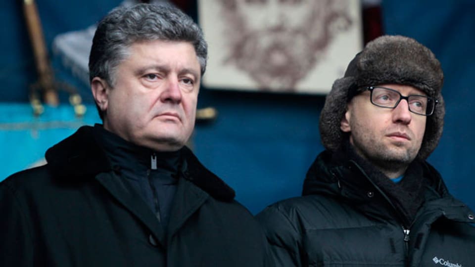 Präsident Petro Poroschenko (links) und Premier Arsenij Jazenjuk bei einer Kundgebung in Kiew.