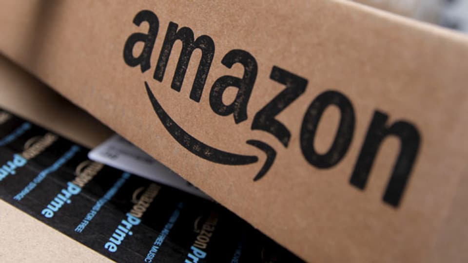 Amazon hat grosse Summen in gigantische Rechencenter für die Clouds investiert und ist den Konkurrenten wie Google und Microsoft Konkurrenz meilenweit vorausgeilt.