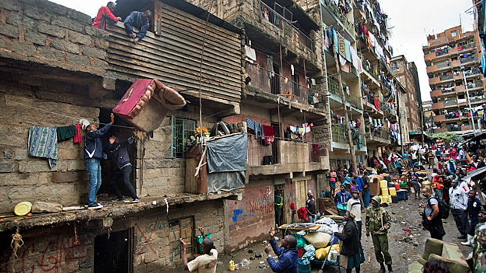 Einstürzende Neubauten in Nairobi. Das kürzlich eingestürzte Haus war erst fünf Monate alt.