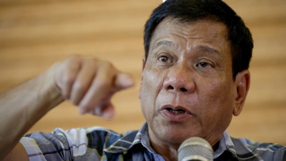 Eine Woche nach seiner Wahl kündigt Duterte harte Massnahmen gegen Kriminelle an.