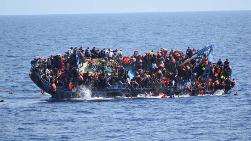Insgesamt haben seit Anfang des Jahres 2016 mindestens 2510 Menschen bei der Flucht über das Mittelmeer ihr Leben verloren.