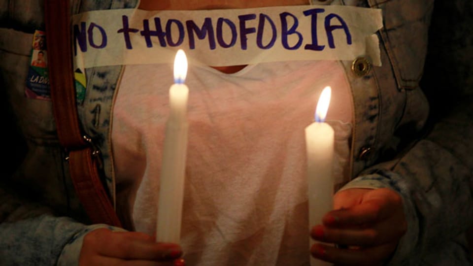 Solidaritätskundgebung für die Opfer von Orlando.
