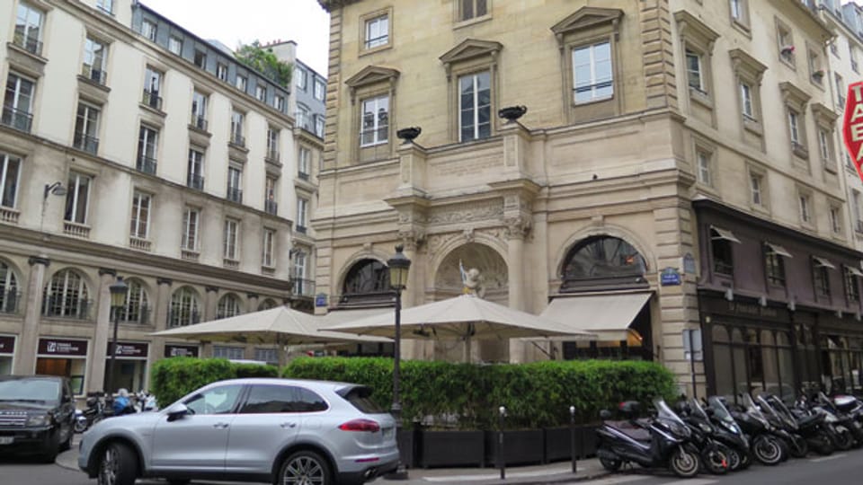 In diesem Restaurant drehte Hitchcock und die Zeichner von Ratatouille liessen sich vom Platz inspirieren für das Restaurant von Rémy.