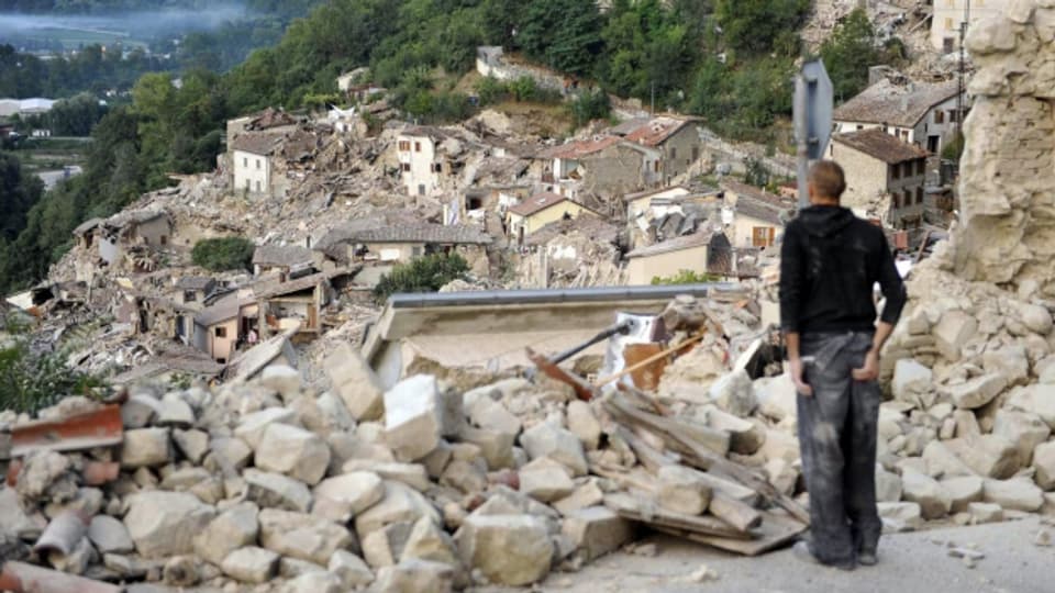 Die schwer beschädigten Häuser in Pescara del Tronto.