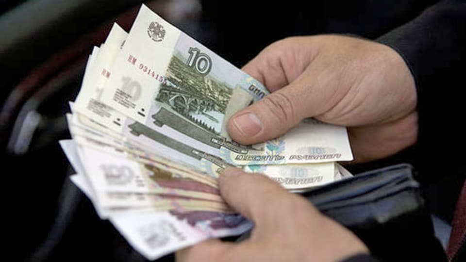 Die russische Währung Rubel wechselt den Besitzer.