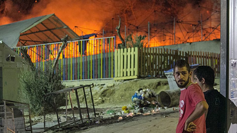 Nach dem Brand im grossen Flüchtlingscamp auf der griechischen Insel Lesbos ist die Lage auf der chaotisch.