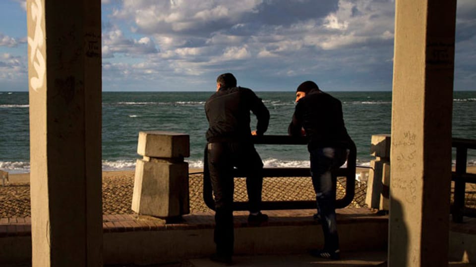 Zwei junge Syrer, die vor Gewalt in ihrem Land flüchteten, in Alexandria.