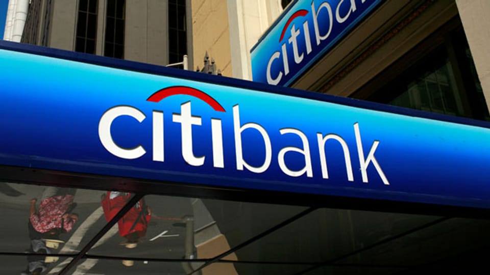 Bei Citibank brach der Aktienkurs von 55 US-Dollar auf 97 Cents ein. Trotzdem hat sich das Management mit Boni in der Höhe von 2 Milliarden US-Dollar «belohnt».