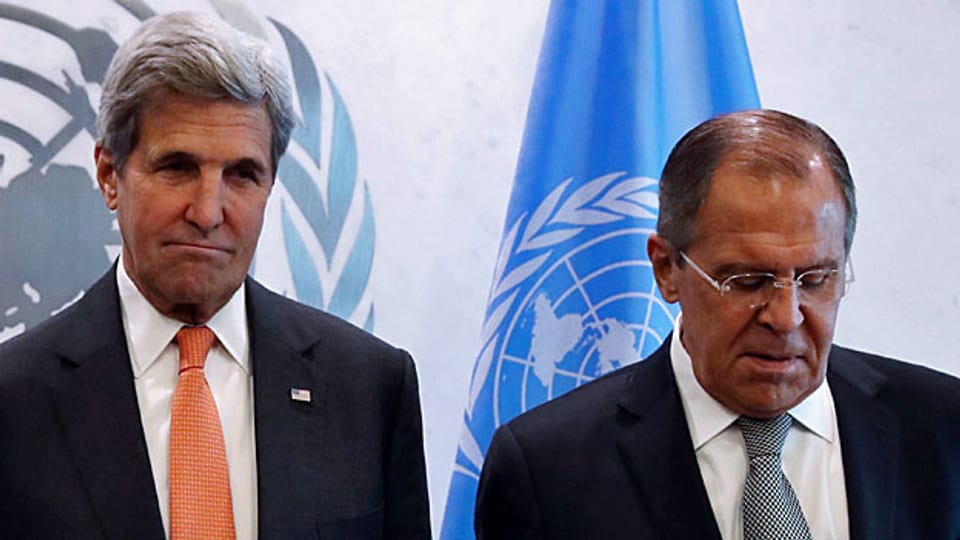 Ihre Geduld mit Russland sei zu Ende: Mit diesen Worten haben die USA die Gespräche über eine Waffenruhe für Syrien beendet. Bild: US-Aussenminister John Kerry und der russische Aussenminister Sergej Lawrow.