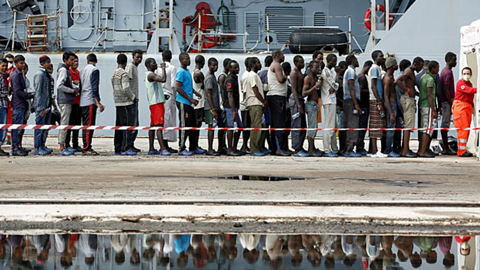 Mit der steigenden Zahl der Asylgesuche zeigen sich die Schwächen des italienischen Asylsystems.