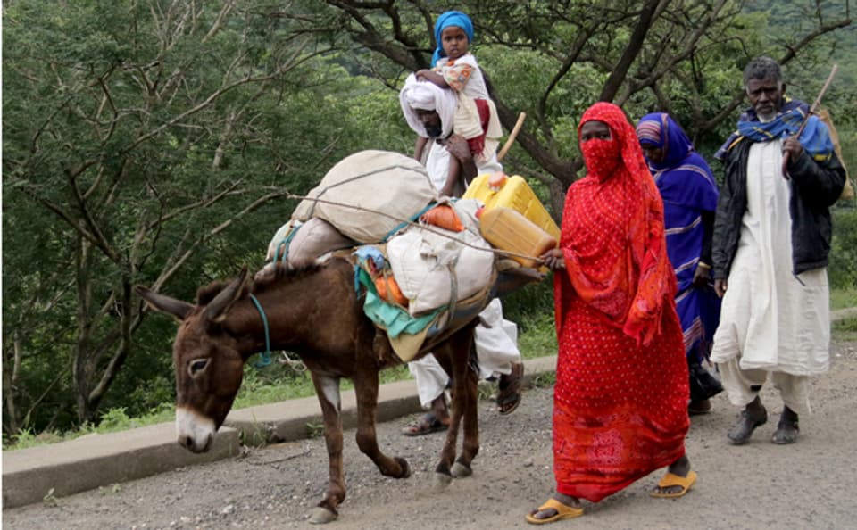 Eine eritreische Bauernfamilie auf dem Weg zum Markt in Asmara.