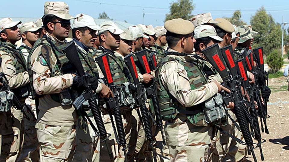 «Wir sind Peshmerga. Wenn wir uns gleich verhalten, wie die Terroristen, gibt es keinen Unterschied mehr», sagt einer aus der Truppe der Peshmergas. Symbolbild: Militärisches Training für die kurdischen Peshmerga-Truppen in Irak.