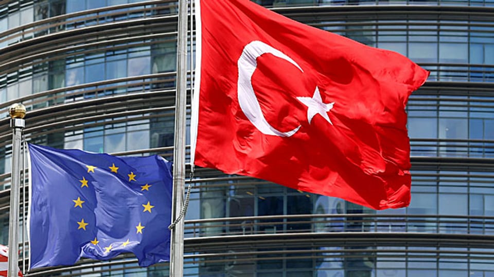 Soll die EU die Beitrittsverhandlungen mit der Türkei abbrechen oder nicht? Das ist die zentrale Frage in Brüssel.