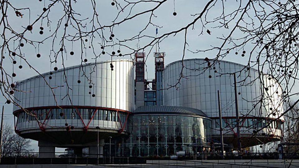 Aus Formgründen muss der Europäische Gerichtshof für Menschenrechte die Klage einer türkischen Richterin ablehnen.