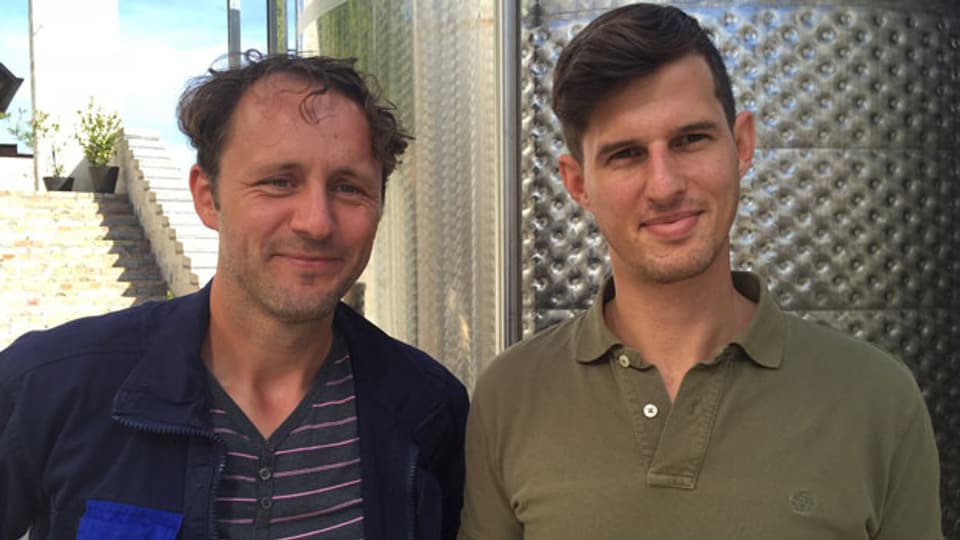 Die Winzer Daniel Pazmanyi (links) und Peter Lakatos vom Weingut Haraszty.