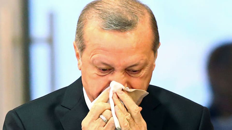 Der türkische Präsident Tayyip Erdogan droht: «Wenn Ihr noch weitergeht, dann werden diese Grenzübergänge geöffnet.»
