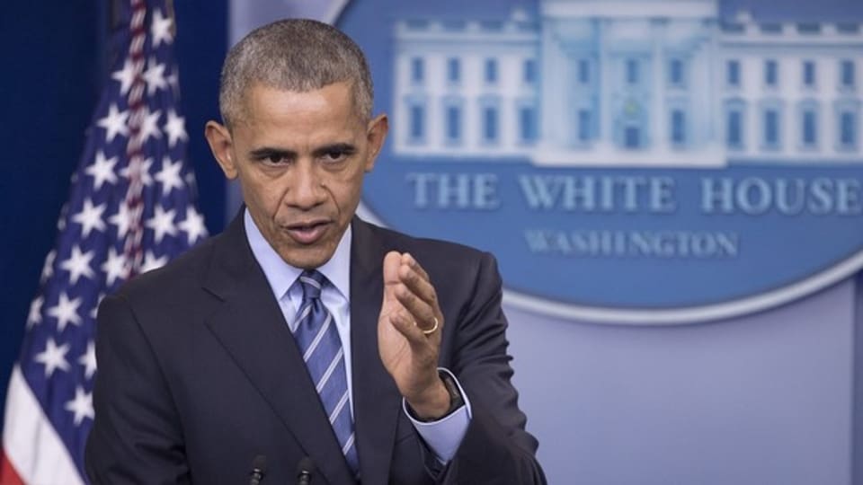 Barack Obama zieht Konsequenzen aus vermeintlichen russischen Hackerangriffen.