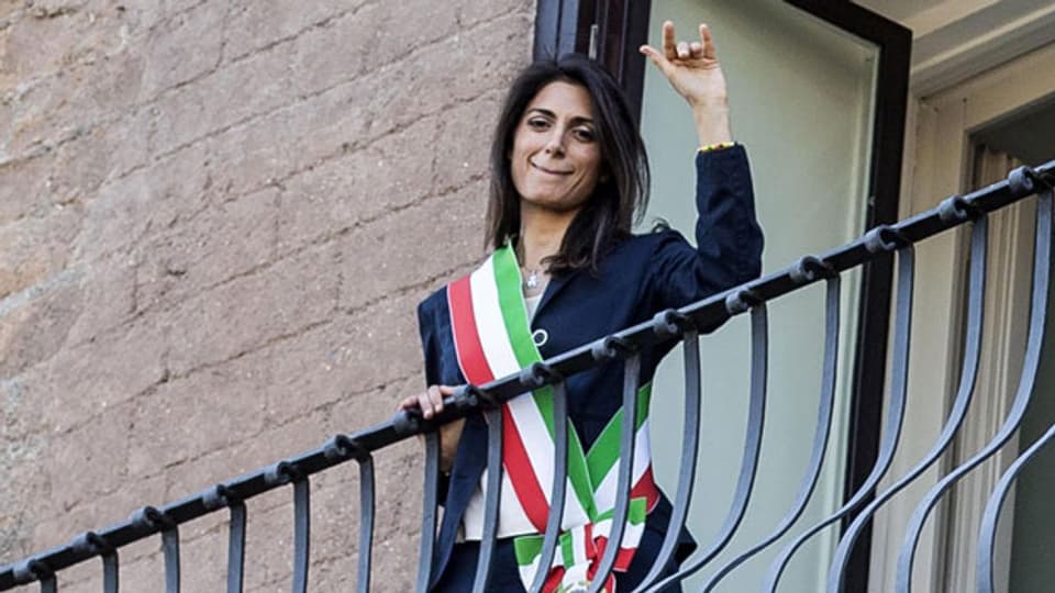 Virginia Raggi, von der Bewegung «Cinque Stelle, ist die erste Bürgermeisterin in Rom.