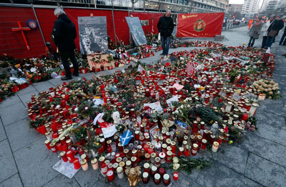 Gedenken an die Opfer des IS-Terrors in Berlin