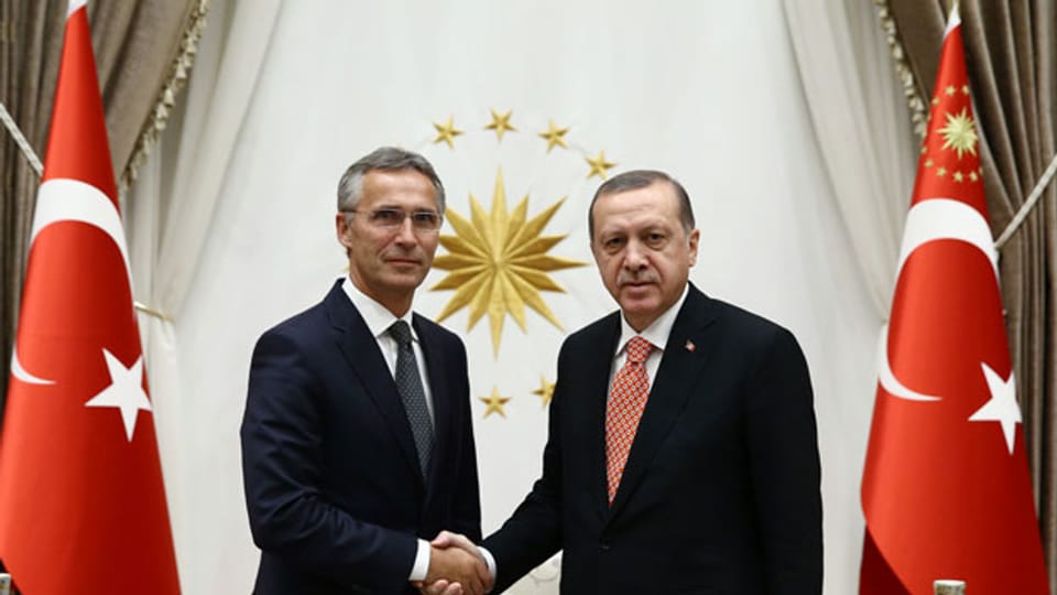 Der türkische Präsident Recep Tayyip Erdogan (rechts)  und NATO-Generalsekretär Jens Stoltenberg in Ankara am 8. September 2016.