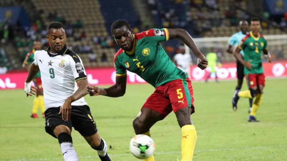 Leere Zuschauertribünen beim Afrika-Cup Halbfinalspiel Kamerun gegen Ghana
