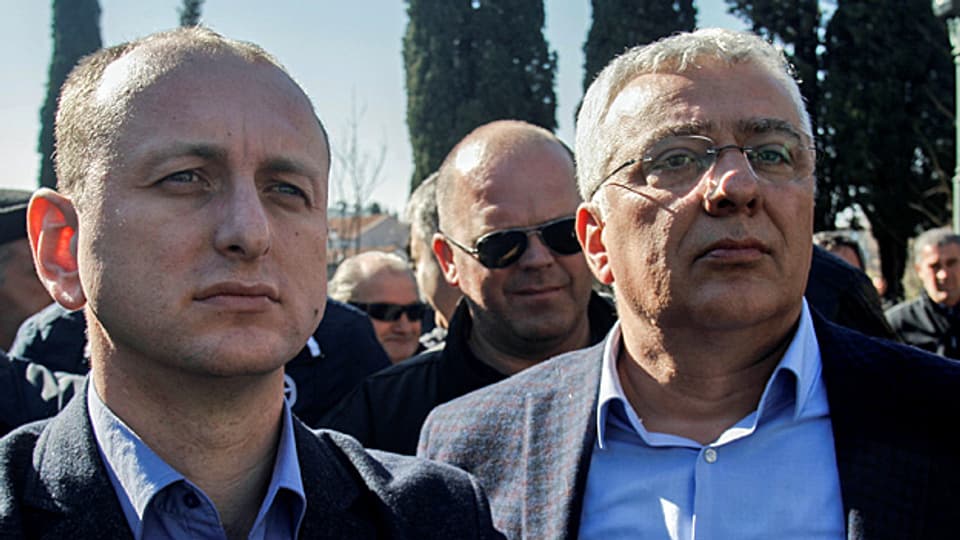 Das Rumpf-Parlament Montenegros ist am Mittwoch der Aufforderung der Staatsanwaltschaft gefolgt – und hat die Immunität der zwei Oppositionspolitiker Milan Knecevic und Andrija Mandic (Bild) aufgehoben. Damit könnten sie verhaftet und vor Gericht gebracht werden.