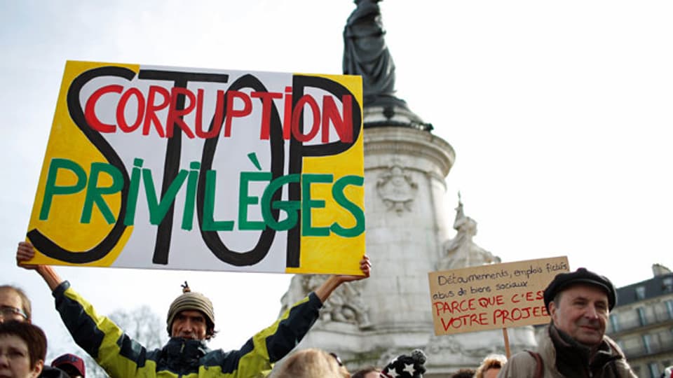 Demonstration gegen Korruption Ende Februar 2017 in Paris, Frankreich.