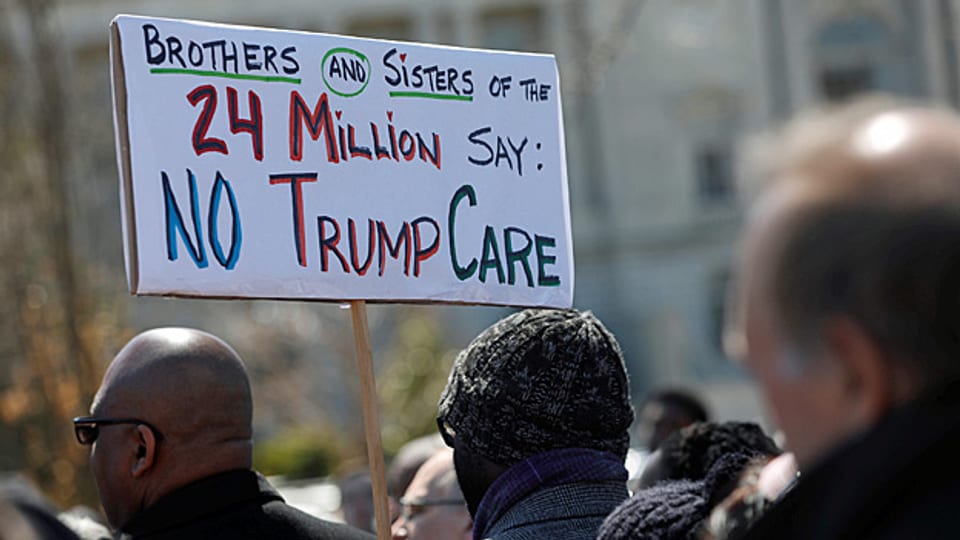 Die Abstimmung über die Revision von «Obamacare» könnte für US-Präsident Donald Trump zur Zitterpartie werden.