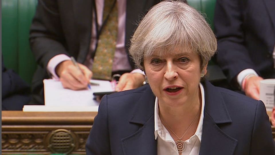 Theresa May sagte, das Vereinigte Königreich folge dem Volkswillen und trete aus.