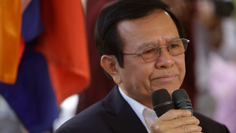 Oppositionsführer Kem Sokha tauchte vorübergehend ab.