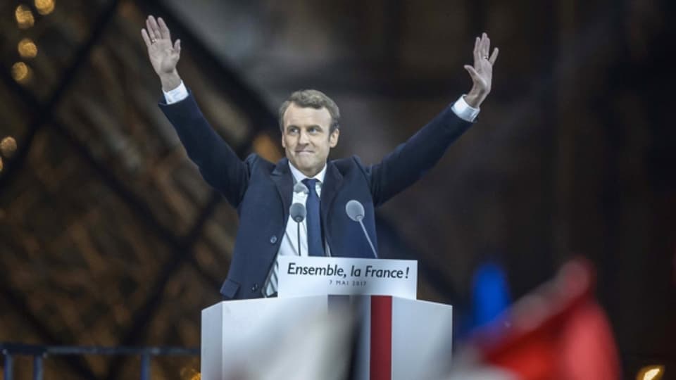 Emmanuel Macron hat im Rennen um die Präsidentschaft in Frankreich knapp 66% der Stimmen geholt.