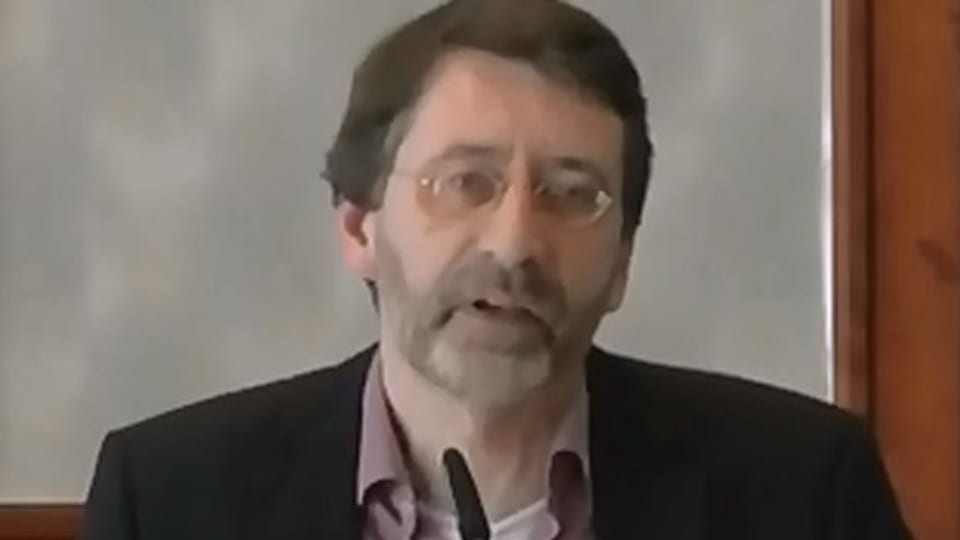 Armin Pfahl-Thraugberm, Spezialist für politischen Extremismus.