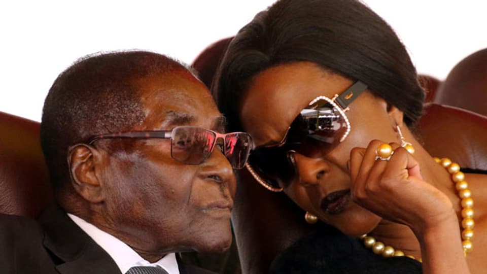 Simbabwes Präsident Robert Mugabe und seine Frau Grace.