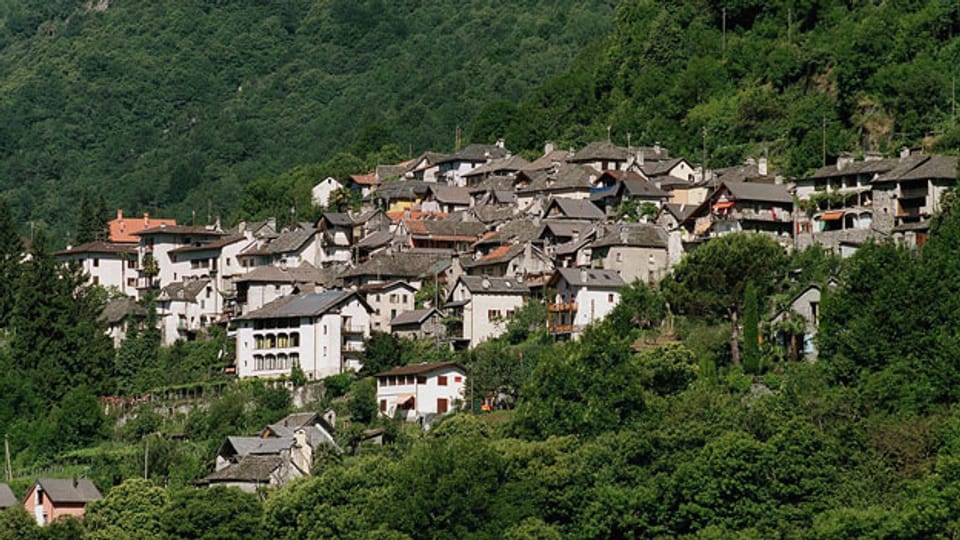 Die Ortschaft Loco im Onsernonetal.