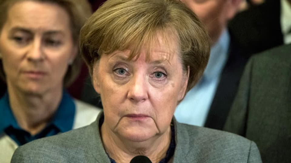 Die deutsche Bundeskanzlerin Angela Merkel gibt eine Erklärung ab, nachdem die Vorgespräche über die Bildung einer neuen deutschen Regierung gescheitert sind.