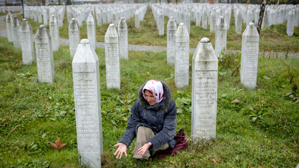 Gedenkstätte von Potocari in der Nähe von Srebrenica, Bosnien.
