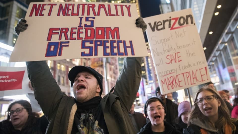 Der Angriff auf die Netzneutralität hat in den USA Proteste ausgelöst, hier etwa in New York.
