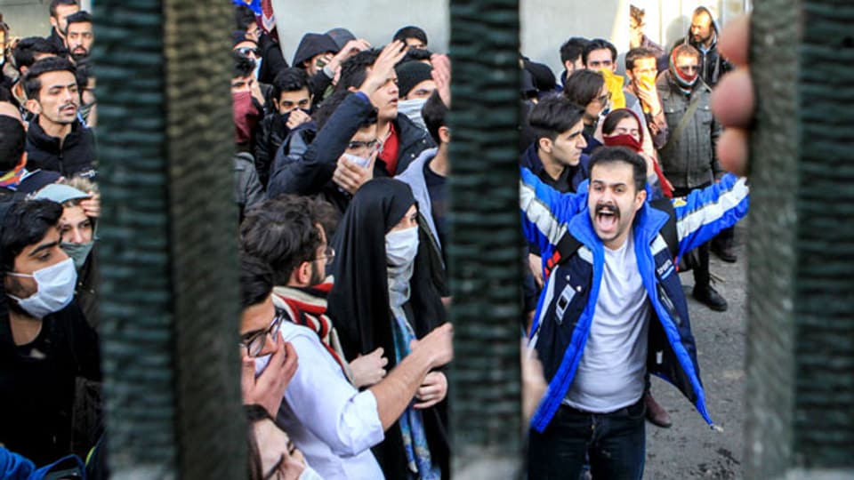 Ende Dezember protestierten Studenten in der Universität in Teheran gegen die Regierung. Archivbild 30. Dezember 2017.