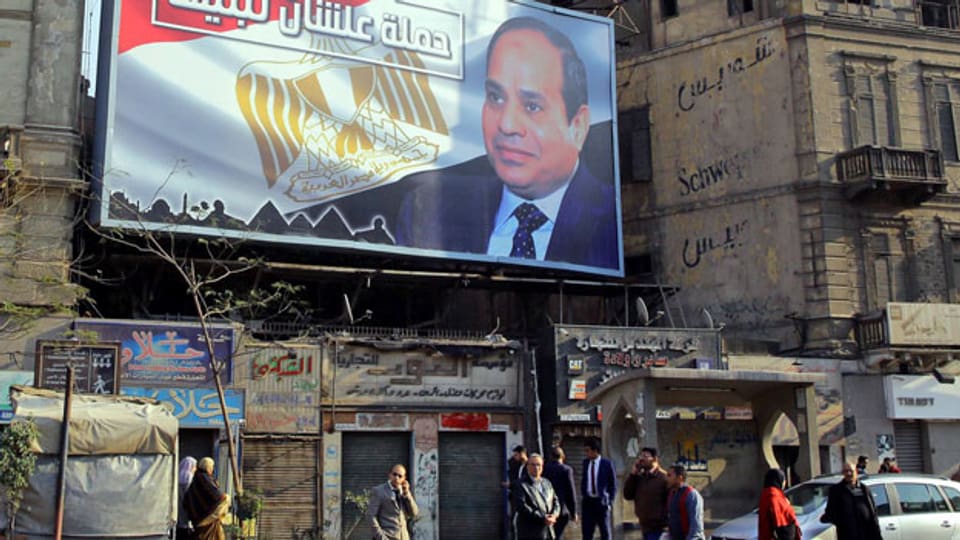 Der ägyptische Präsident Abdel Fatach al-Sisi auf einem Wahlplakat in Kairo.
