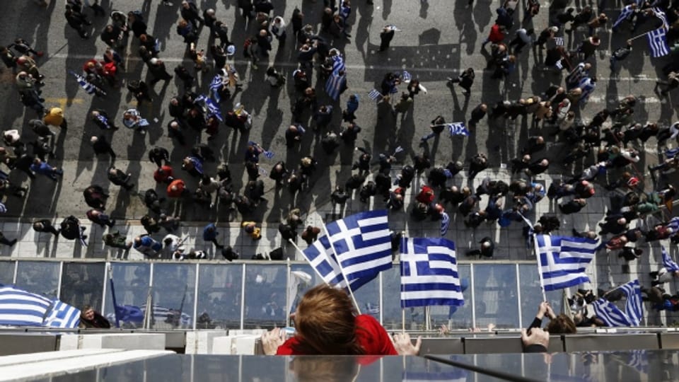 «Mazedonien ist griechisch und nur griechisch», skandieren nationalistische Demonstranten in Athen.
