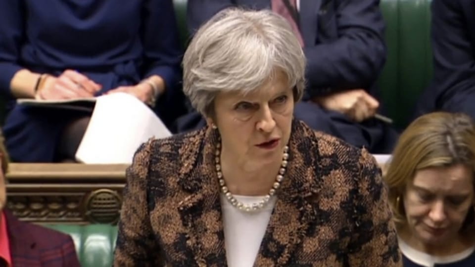 Die britische Premierministerin Theresa May informierte das Unterhaus am Montag über den aktuellen Ermittlungsstand.